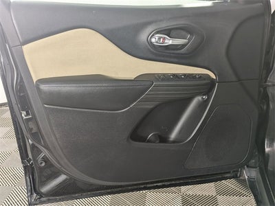 2016 Jeep Cherokee Sport