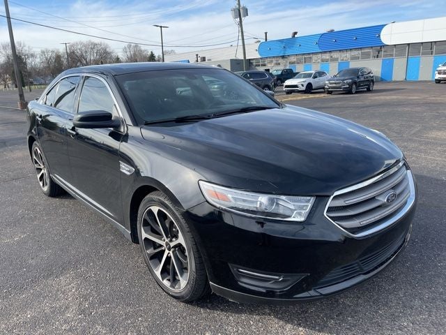 2016 Ford Taurus SEL