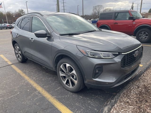 2024 Ford Escape Platinum