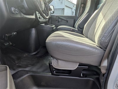 2022 Chevrolet Express 3500 Work Van Cutaway