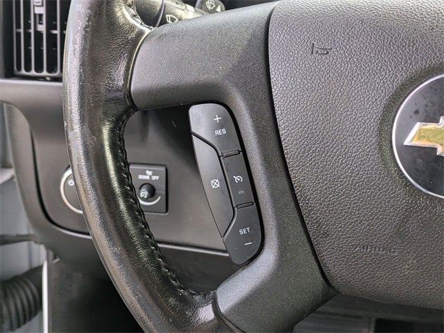 2022 Chevrolet Express 3500 Work Van Cutaway