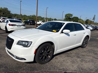 2018 Chrysler 300 S