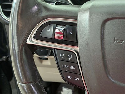 2019 Lincoln Nautilus Select