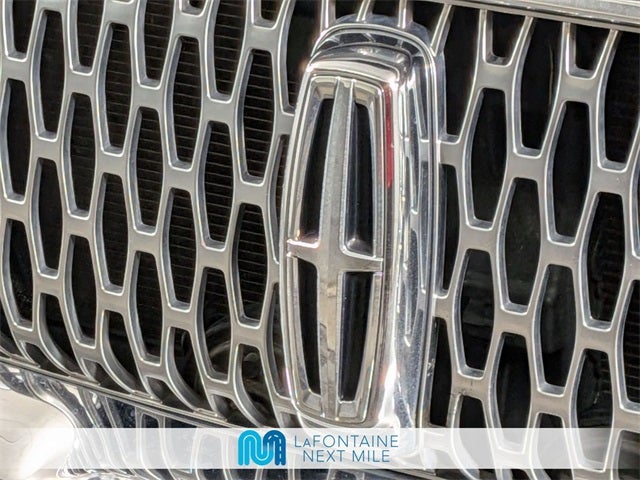 2019 Lincoln Nautilus Select