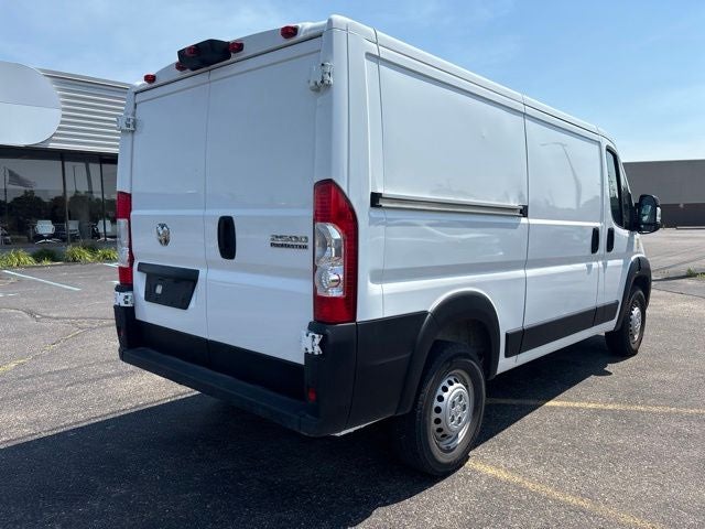 2025 RAM ProMaster 2500 Base 136 WB