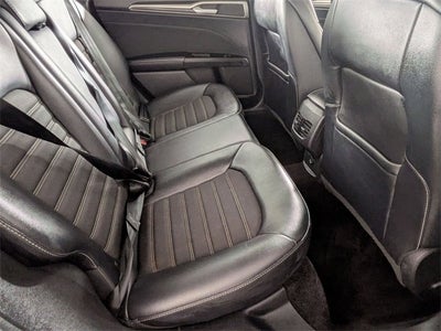 2017 Ford Fusion Hybrid SE