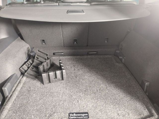 2022 Volkswagen Tiguan 2.0T SEL R-Line