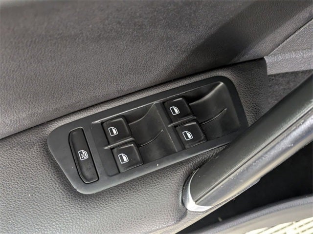 2015 Volkswagen Golf SportWagen SE