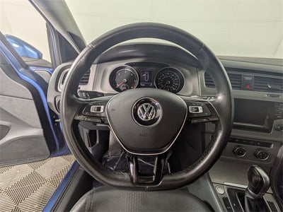2015 Volkswagen Golf SportWagen SE