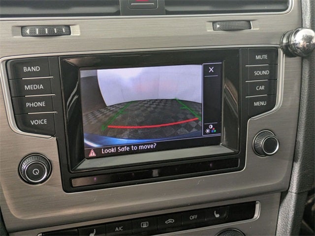 2015 Volkswagen Golf SportWagen SE