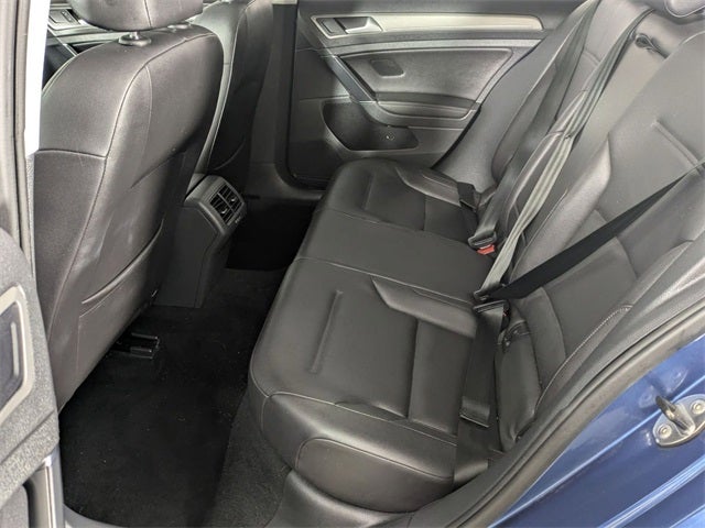 2015 Volkswagen Golf SportWagen SE