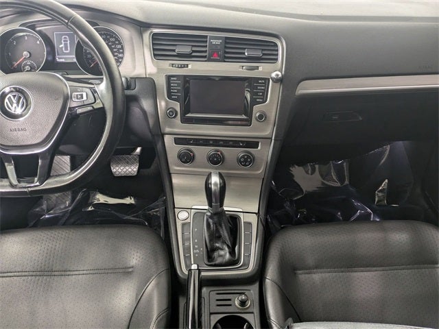 2015 Volkswagen Golf SportWagen SE