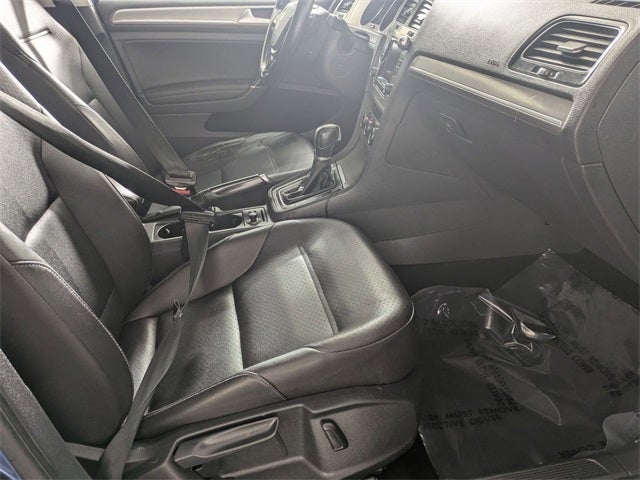 2015 Volkswagen Golf SportWagen SE