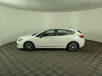 2019 Subaru Impreza 2.0i