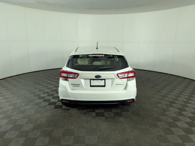 2019 Subaru Impreza 2.0i