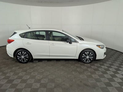 2019 Subaru Impreza 2.0i