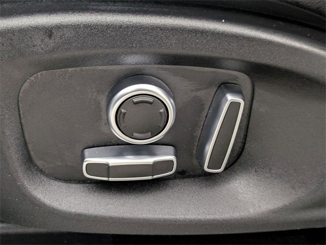 2022 Jaguar E-PACE P250 SE