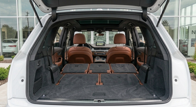 2019 Audi Q7 55 Premium Plus quattro