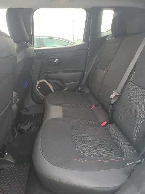 2016 Jeep Renegade Latitude 75th Anniversary Edition